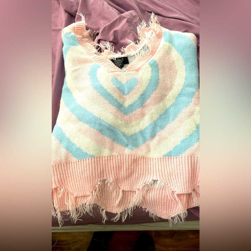Kids size XL literally weight knitted crop sweater